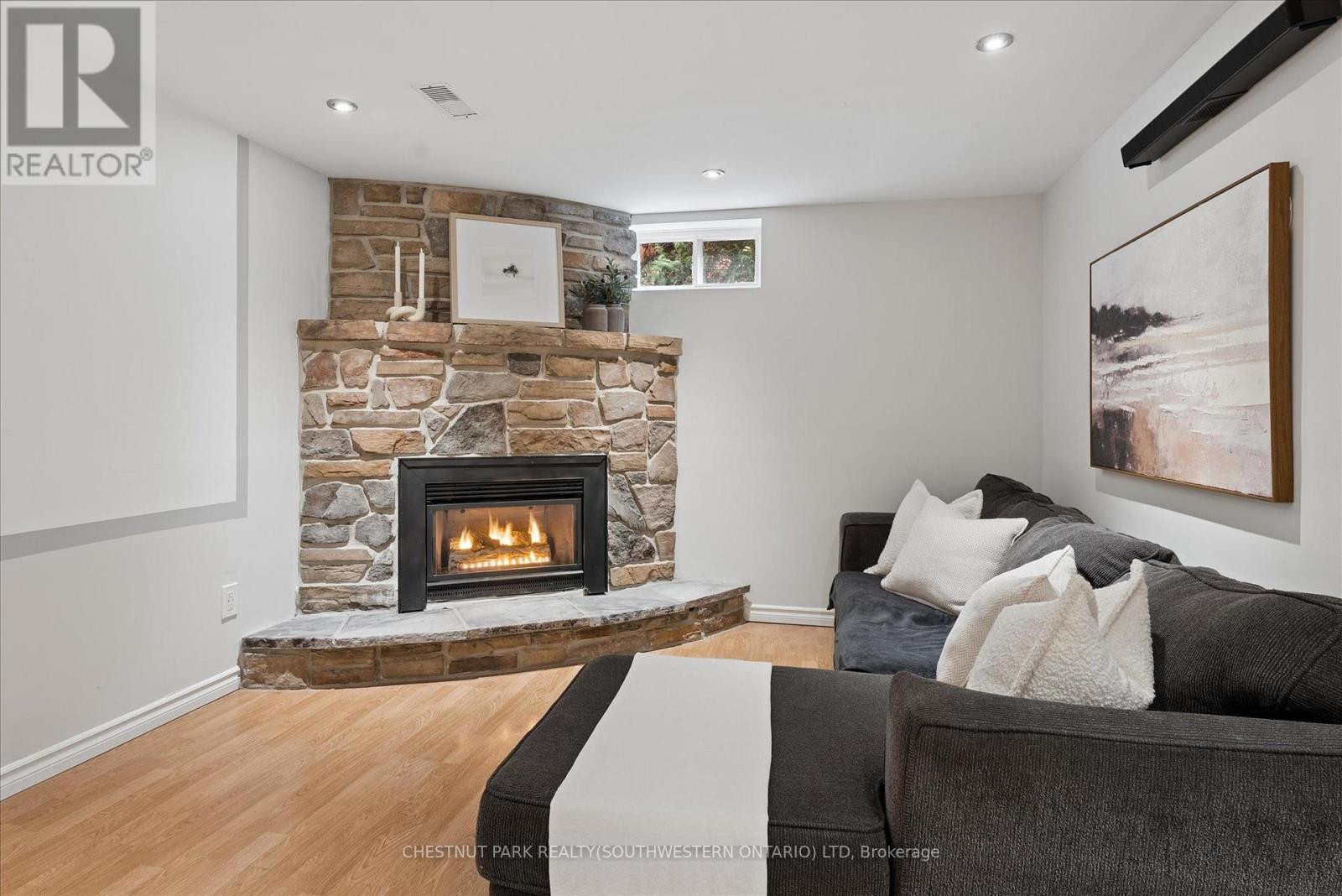 168 Green Valley Drive, Waterloo, Ontario  N2P 1C4 - Photo 25 - X12999826