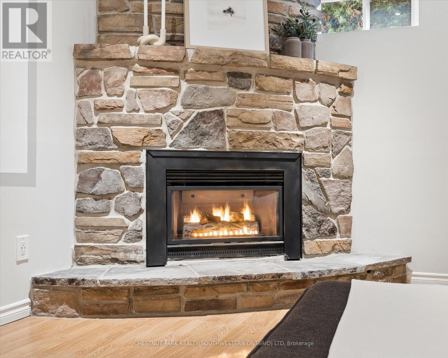 168 Green Valley Drive, Waterloo, Ontario  N2P 1C4 - Photo 28 - X12999826