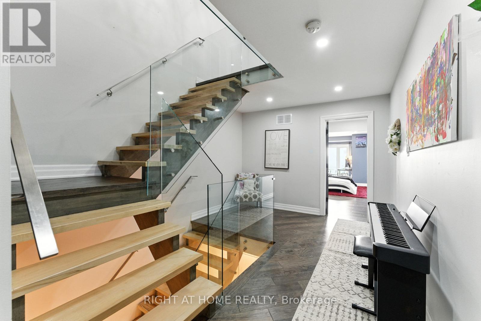 65 Sunvale Place, Hamilton, Ontario  L8E 4Z6 - Photo 20 - X12999864