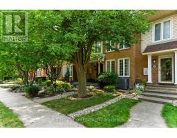 65 SUNVALE PLACE, Hamilton, Ontario