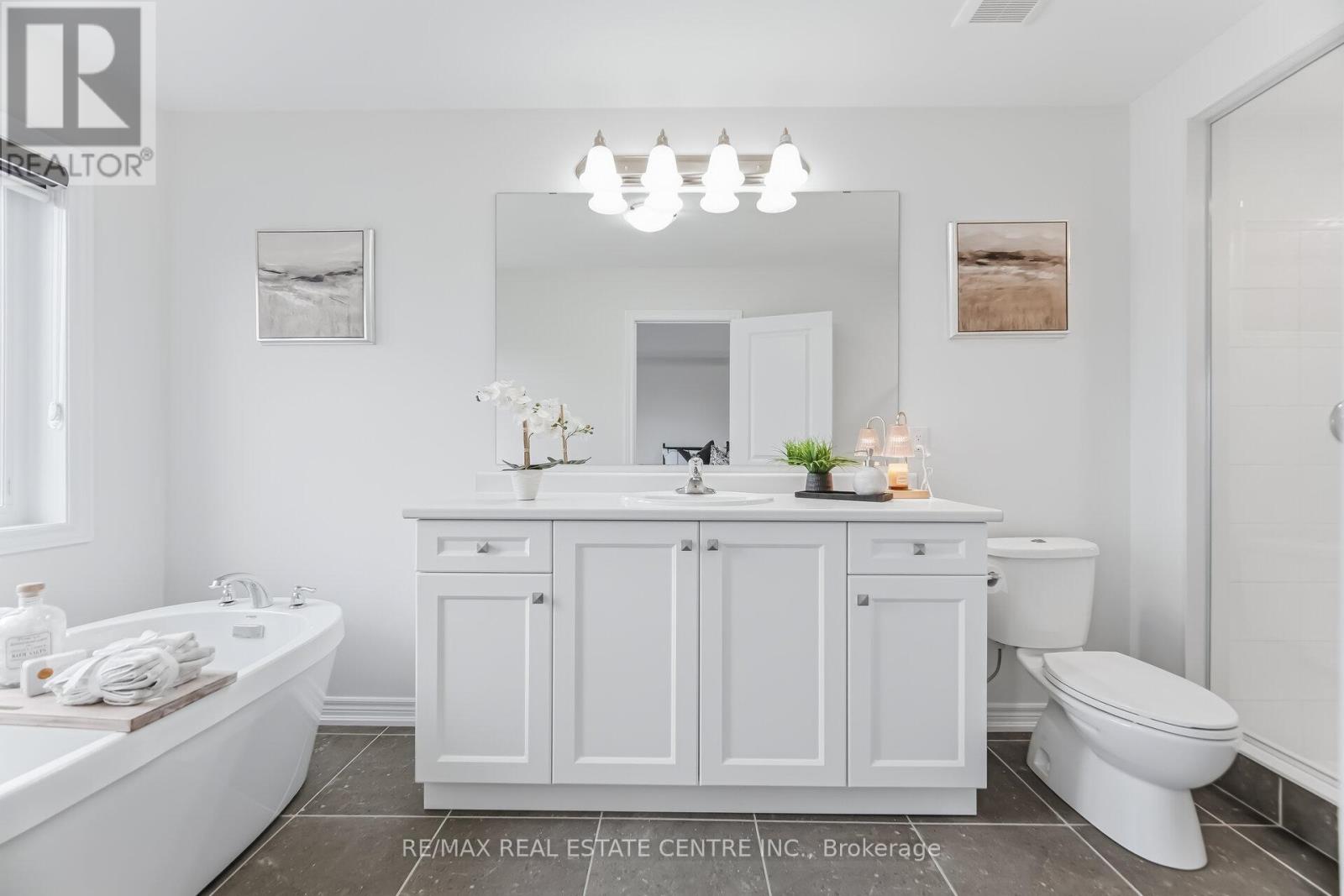 212 Broadacre Drive, Kitchener, Ontario  N2R 0S6 - Photo 22 - X12999872