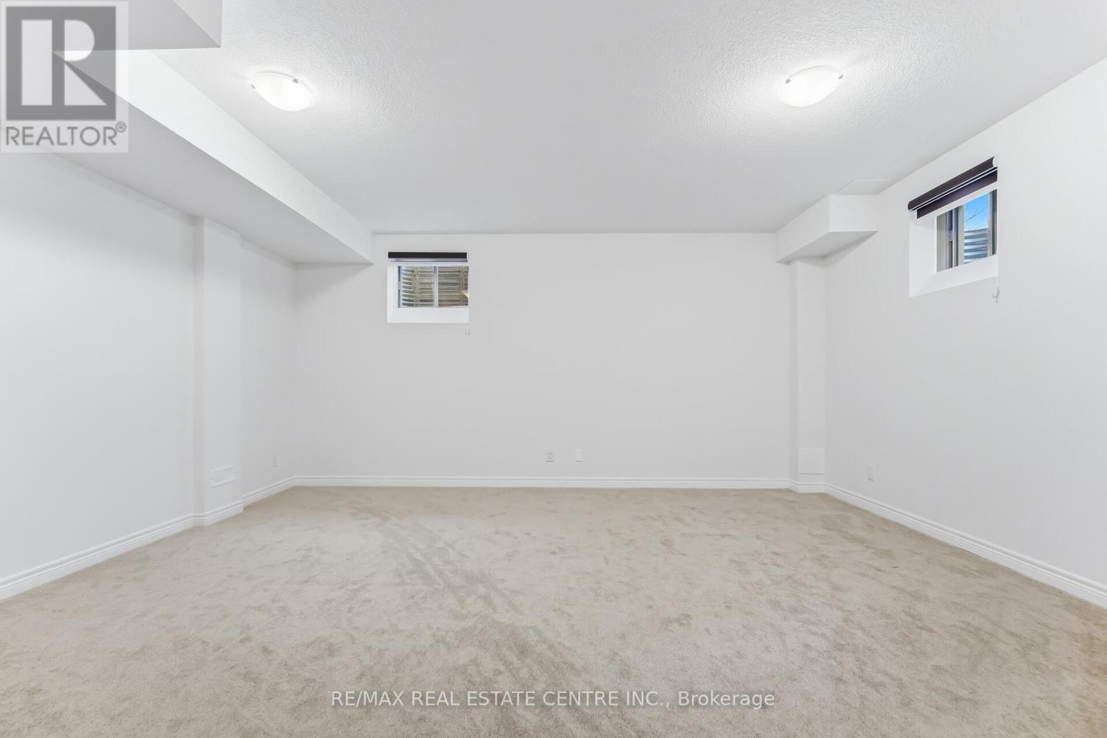 212 Broadacre Drive, Kitchener, Ontario  N2R 0S6 - Photo 31 - X12999872