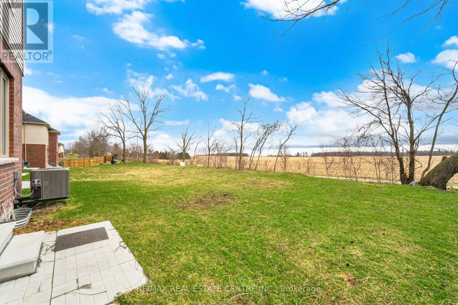 212 Broadacre Drive, Kitchener, Ontario  N2R 0S6 - Photo 33 - X12999872