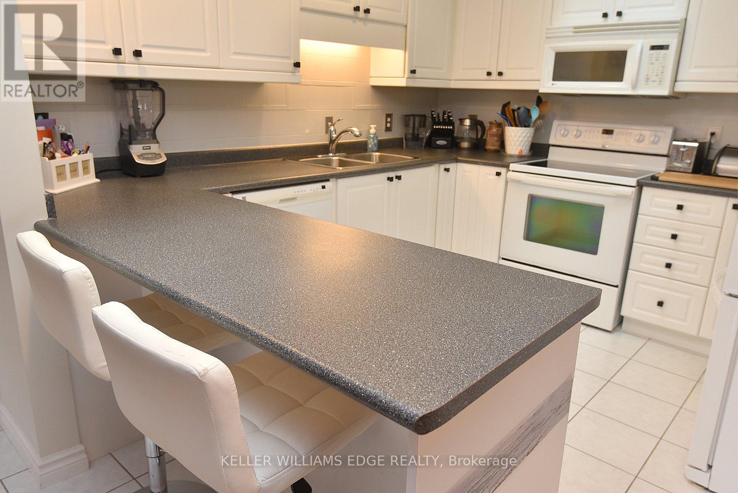 8 - 20 Meadowlands Boulevard, Hamilton, Ontario  L9K 1J5 - Photo 13 - X12999880