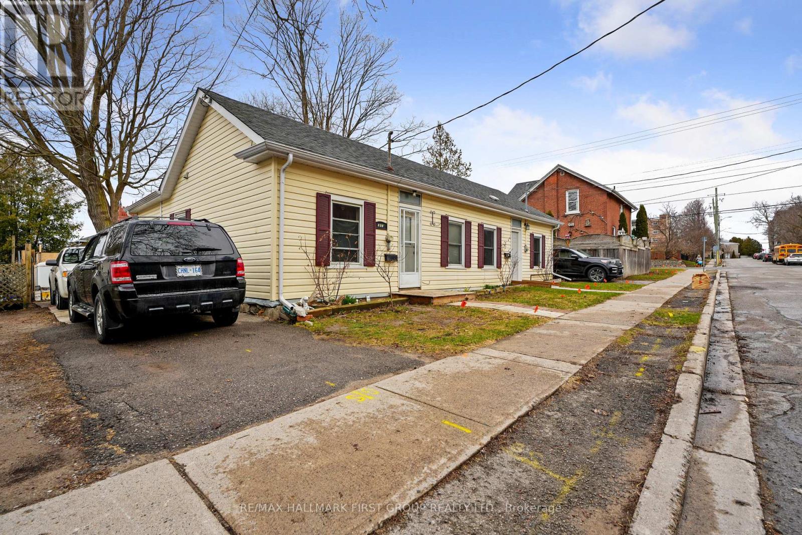 387 / 389 John Street, Cobourg, Ontario  K9A 3T4 - Photo 2 - X12999930