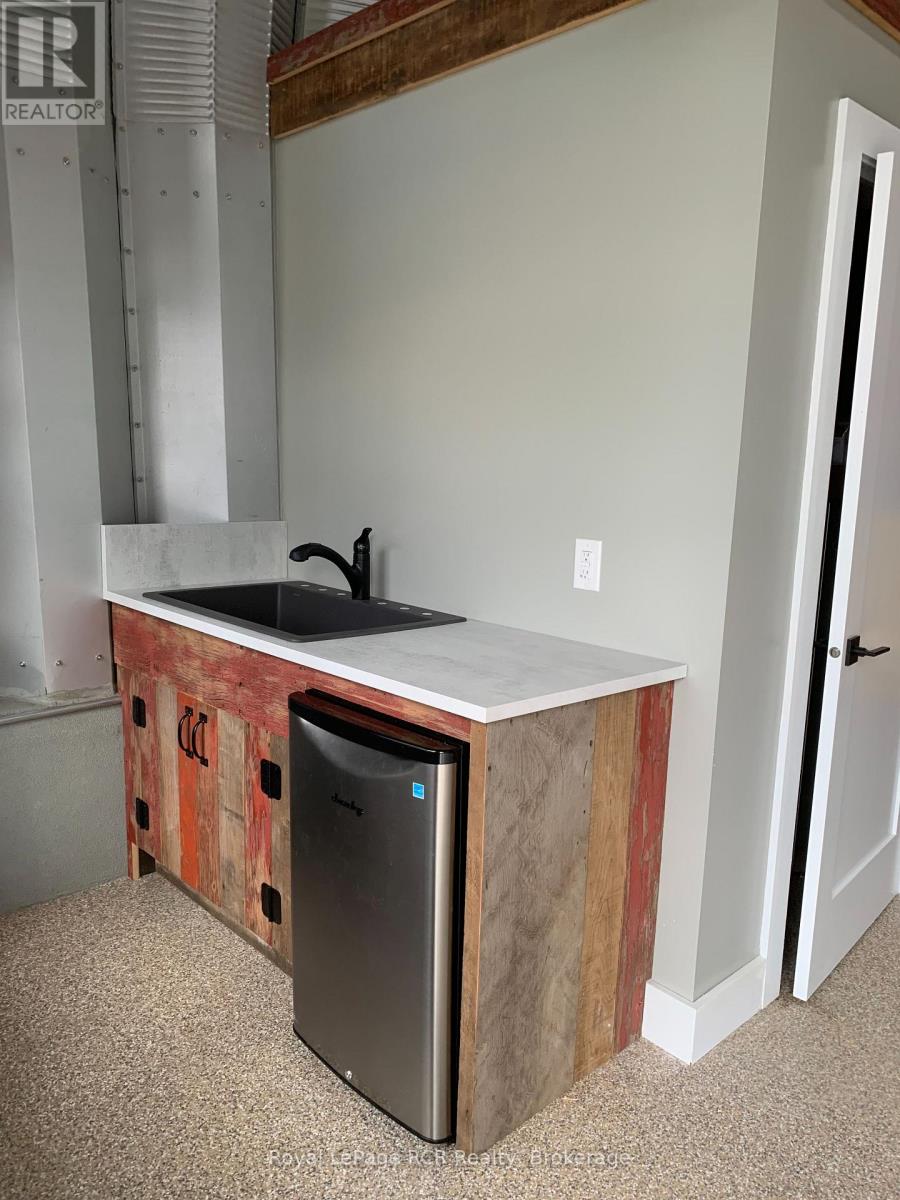 101 Evergreen Lane, Georgian Bay, Ontario L0K 1S0 - Photo 46 - X12995170