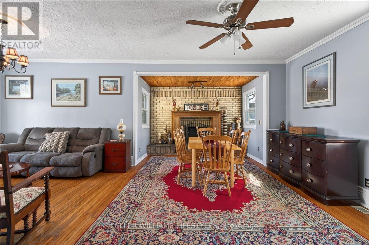 54 Main Street S, Lambton Shores, Ontario  N0N 1J0 - Photo 19 - X12945674