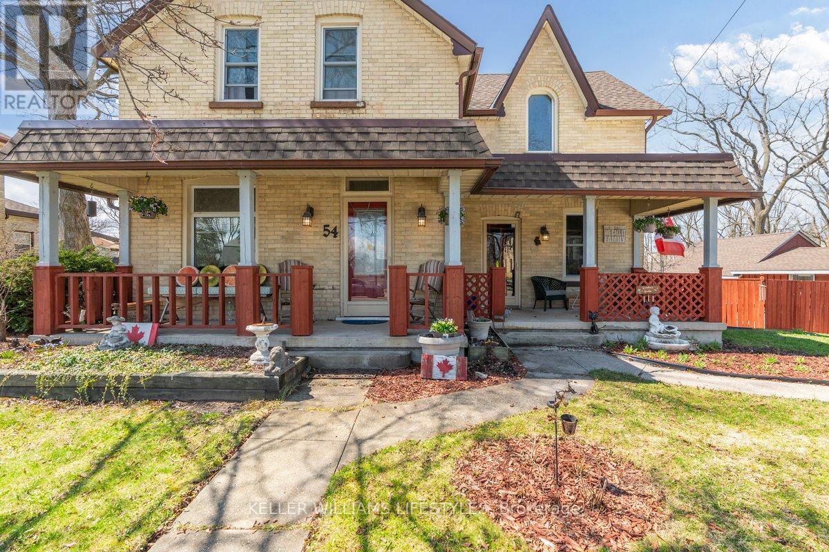 54 Main Street S, Lambton Shores, Ontario  N0N 1J0 - Photo 3 - X12945674
