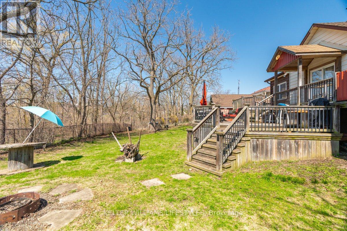 54 Main Street S, Lambton Shores, Ontario  N0N 1J0 - Photo 36 - X12945674