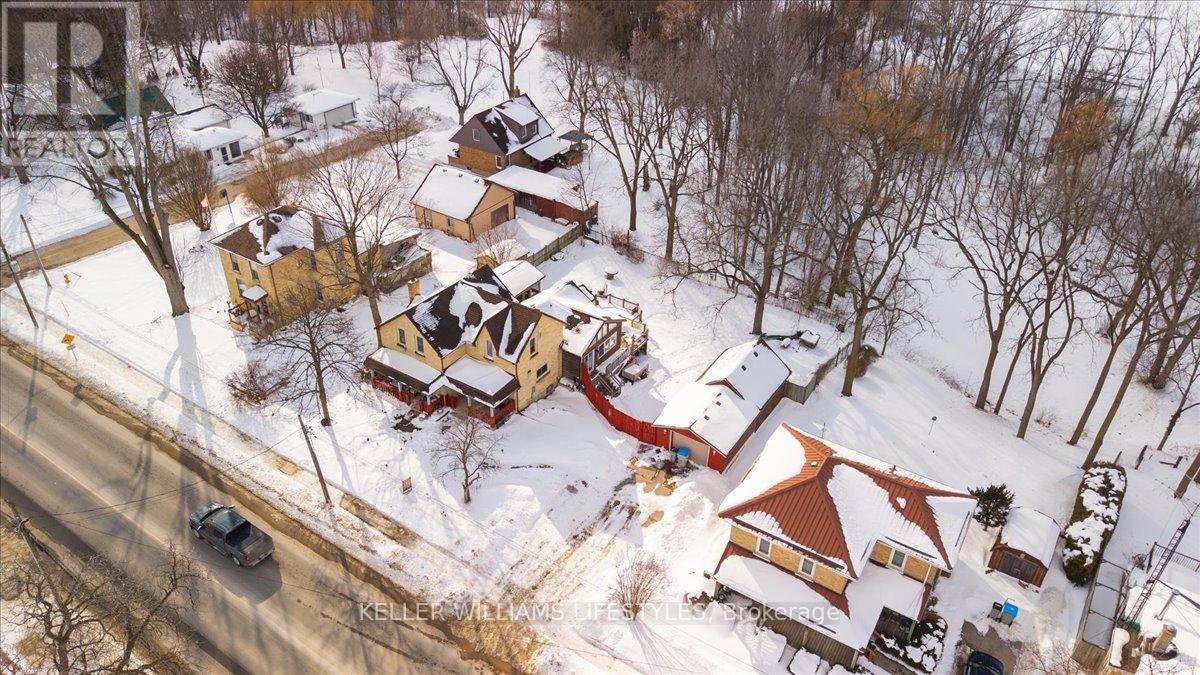 54 Main Street S, Lambton Shores, Ontario  N0N 1J0 - Photo 38 - X12945674