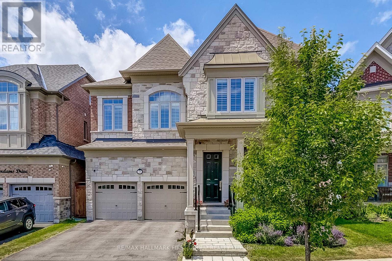 16 BEAVERDAMS DRIVE, Whitby, Ontario