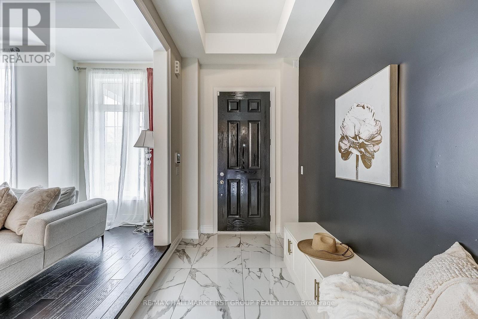 16 Beaverdams Drive, Whitby, Ontario  L1P 0C4 - Photo 3 - E13000114