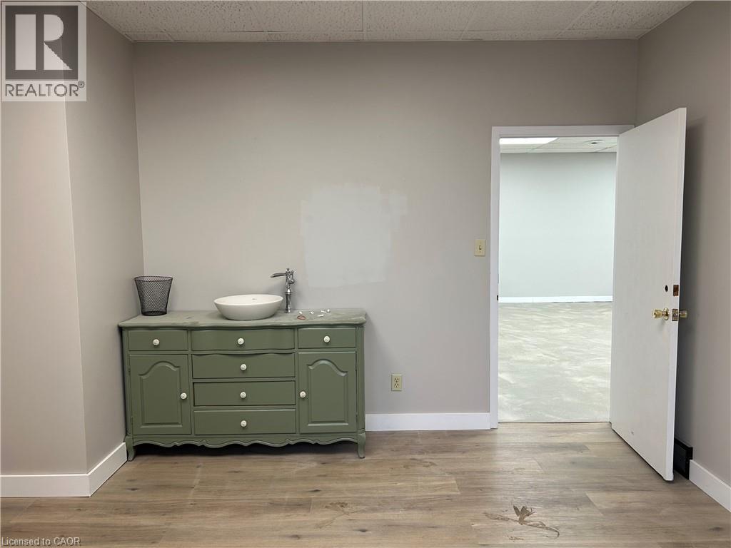 607 Bank Street, Simcoe, Ontario  N3Y 3N3 - Photo 9 - 40820913