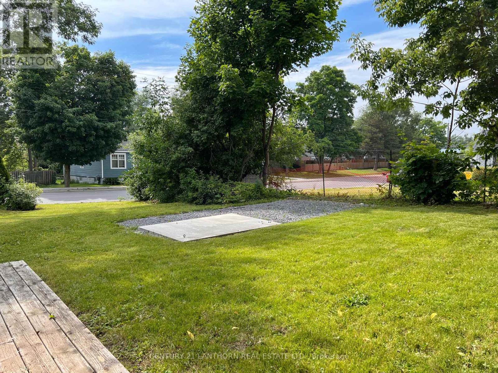 409 Bleecker Avenue, Belleville, Ontario  K8N 3V9 - Photo 4 - X13000008