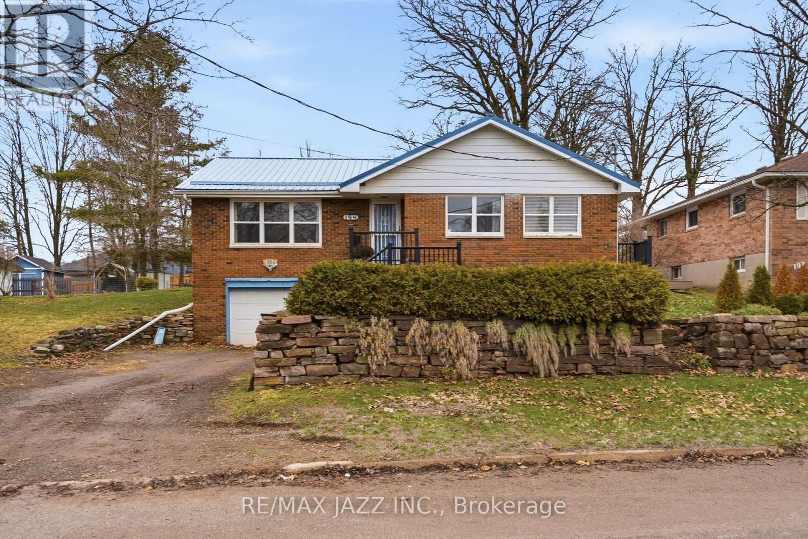 194 St Lawrence Street W, Centre Hastings, Ontario  K0K 2K0 - Photo 2 - X13000018