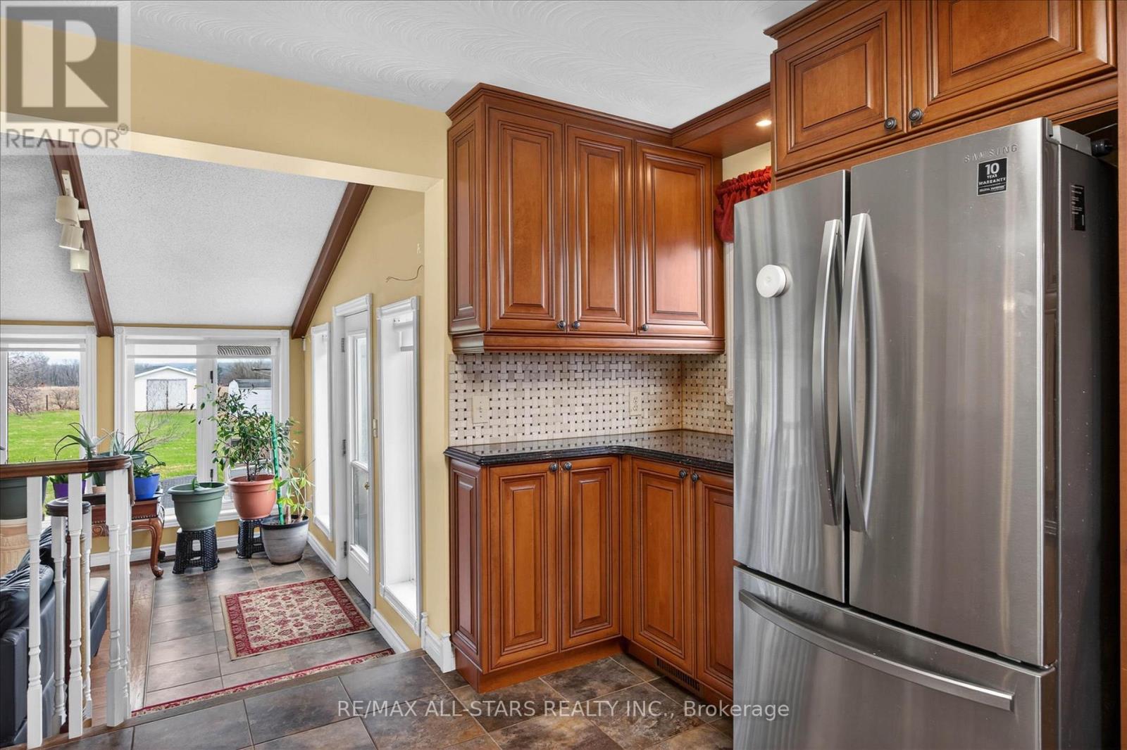 450 Janetville Road, Kawartha Lakes, Ontario  L0B 1K0 - Photo 14 - X13000066