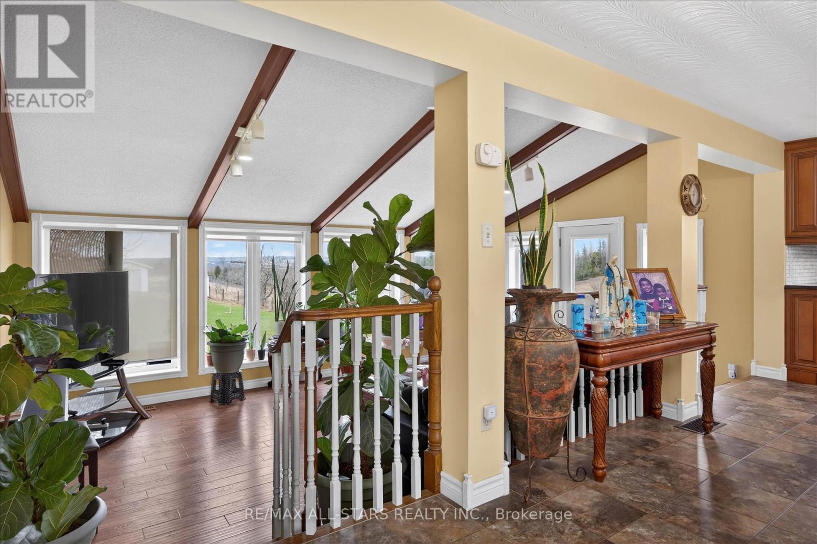 450 Janetville Road, Kawartha Lakes, Ontario  L0B 1K0 - Photo 7 - X13000066