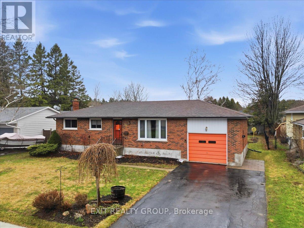 98 Division Street S, Brighton, Ontario  K0K 1H0 - Photo 3 - X13000136