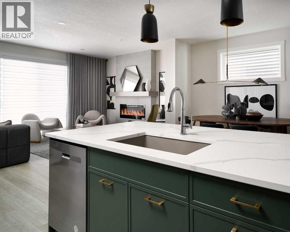 124 Royston Gardens Nw, Calgary, Alberta  T3L 0P1 - Photo 5 - A2301529