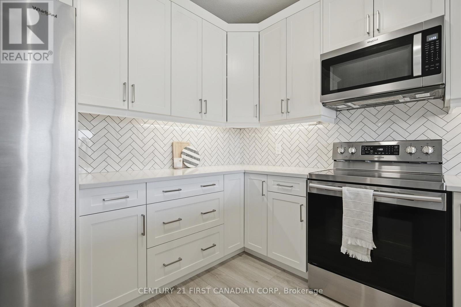 23 - 2491 Tokala Trail, London North, Ontario  N6G 0X1 - Photo 14 - X13000034