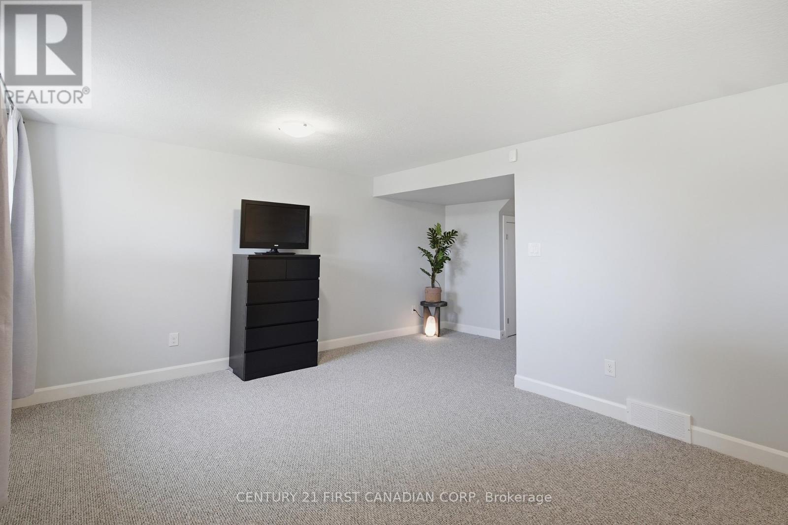 23 - 2491 Tokala Trail, London North, Ontario  N6G 0X1 - Photo 42 - X13000034