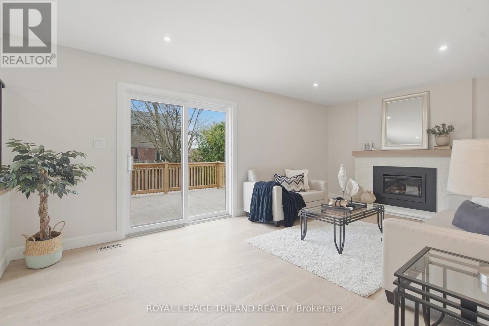 1317 Hastings Drive, London North, Ontario  N5X 2J1 - Photo 5 - X13000130