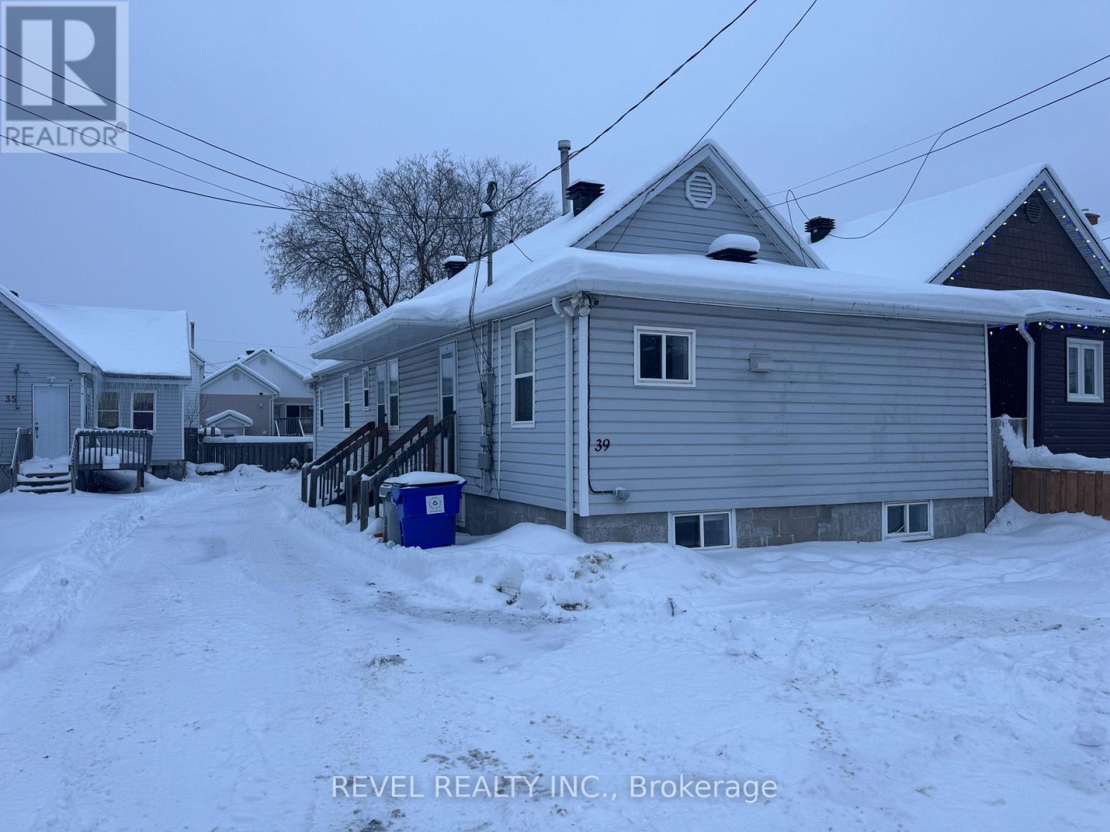 39 Maple Street N, Timmins, Ontario  P4N 6B3 - Photo 1 - T13000024
