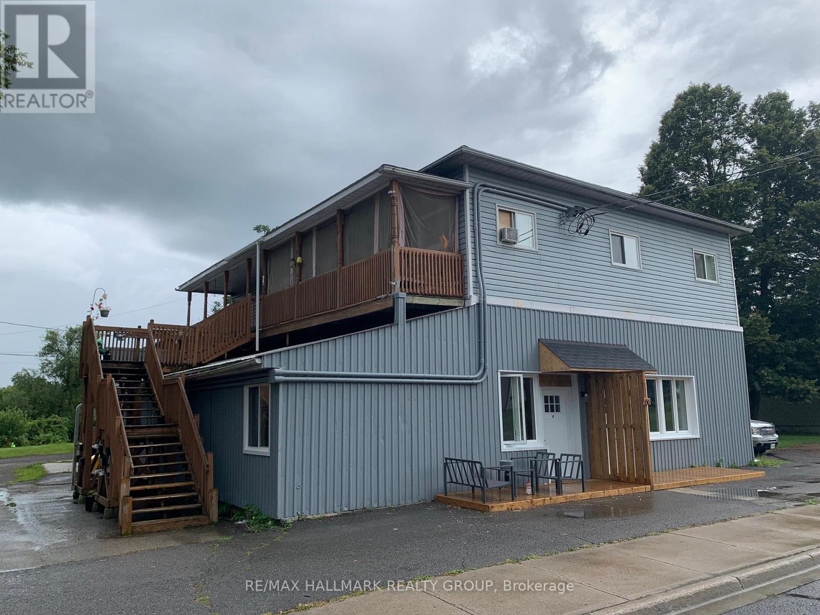 66 Queen Street, Smiths Falls, Ontario  K7A 3N2 - Photo 3 - X13000028