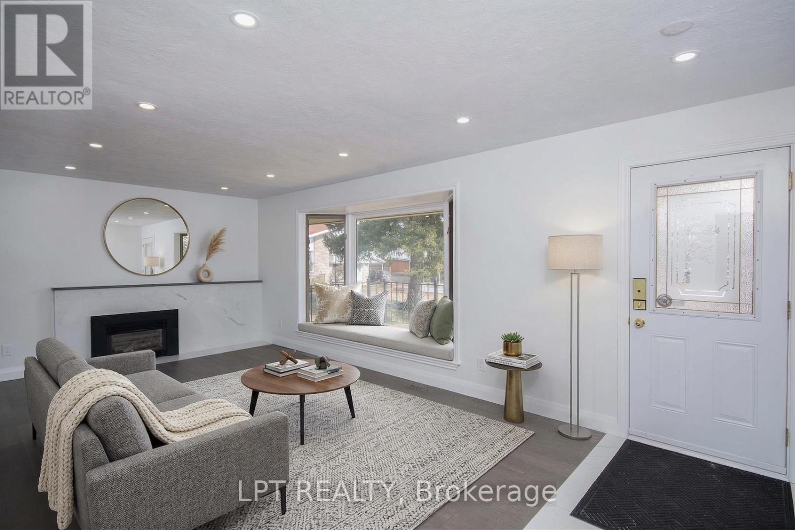 2317 Elmira Drive, Ottawa, Ontario K2C 1H3 - Photo 8 - X13000046