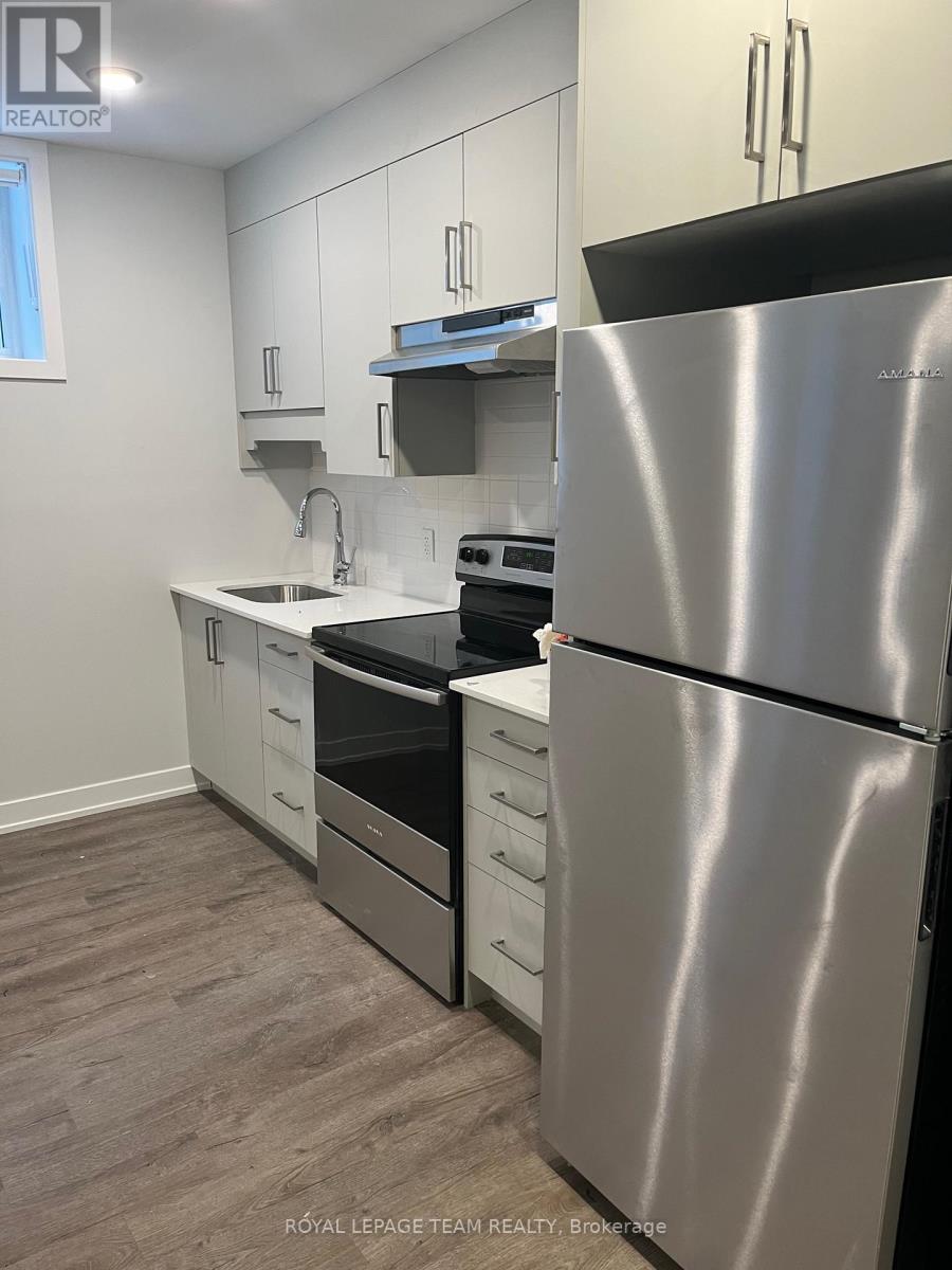 149 Willow Street, Ottawa, Ontario  K1R 6W2 - Photo 10 - X13000054