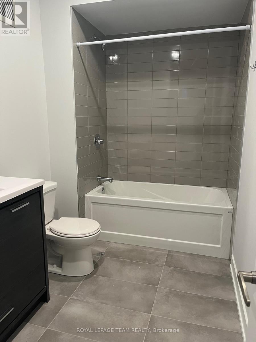 149 Willow Street, Ottawa, Ontario  K1R 6W2 - Photo 11 - X13000054