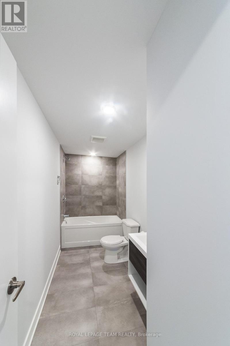 149 Willow Street, Ottawa, Ontario  K1R 6W2 - Photo 7 - X13000054