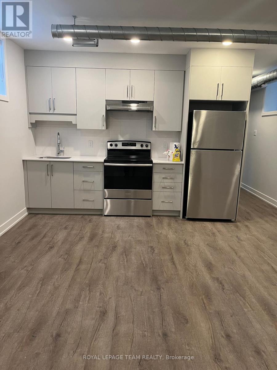 149 Willow Street, Ottawa, Ontario  K1R 6W2 - Photo 9 - X13000054