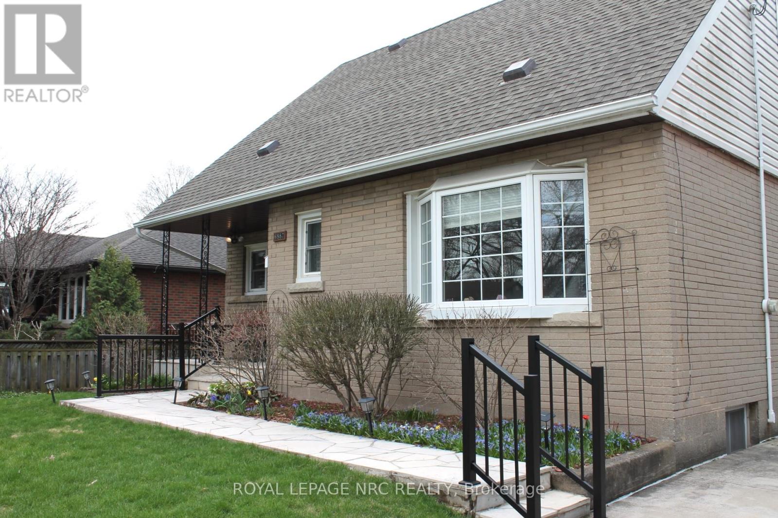 6987 Dell Avenue, Niagara Falls, Ontario  L2G 4W1 - Photo 2 - X13000030