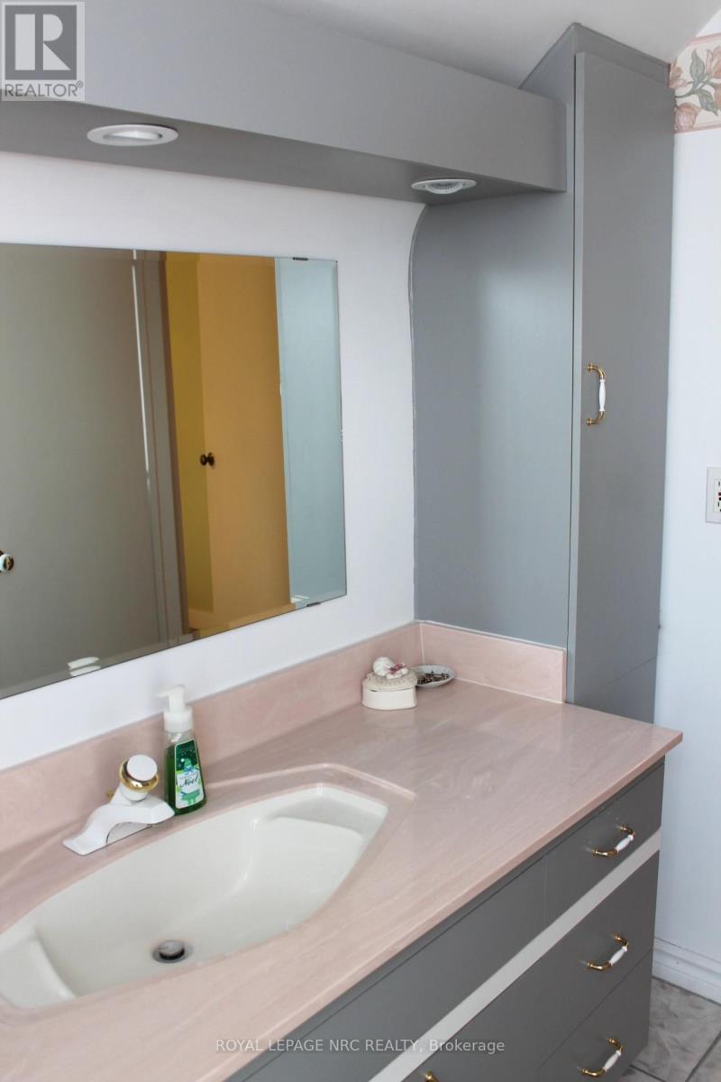 6987 Dell Avenue, Niagara Falls, Ontario  L2G 4W1 - Photo 23 - X13000030