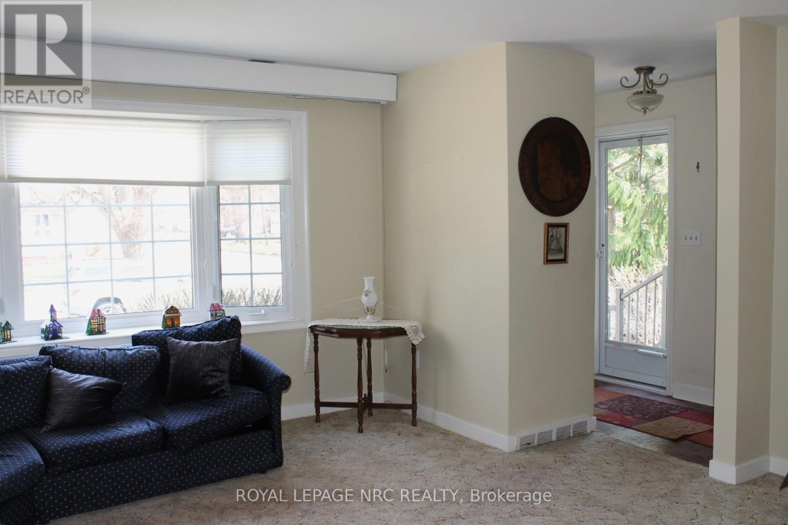 6987 Dell Avenue, Niagara Falls, Ontario  L2G 4W1 - Photo 4 - X13000030