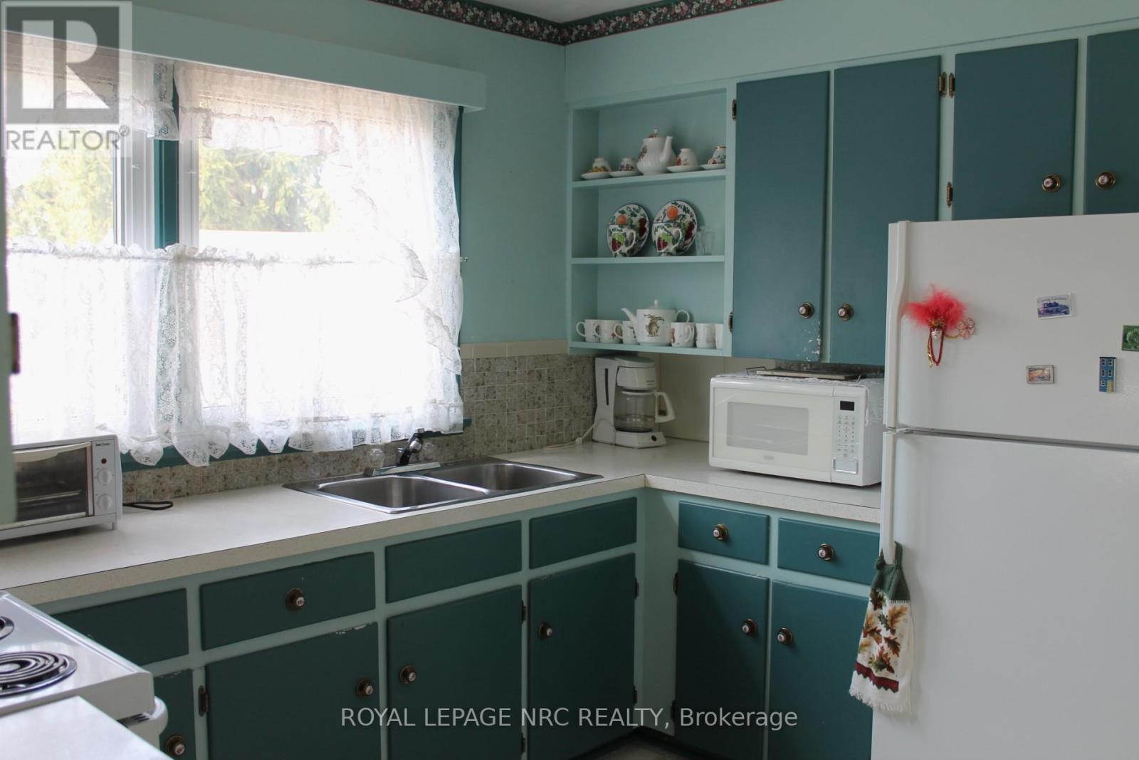 6987 Dell Avenue, Niagara Falls, Ontario  L2G 4W1 - Photo 8 - X13000030