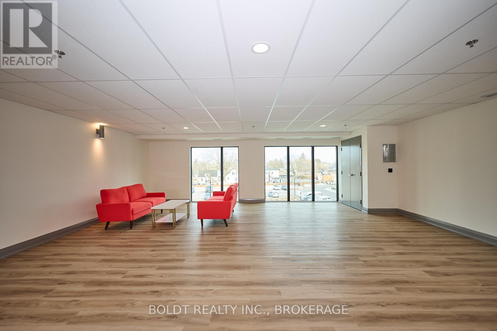 Gl 11 - 50 Herrick Avenue, St. Catharines, Ontario L2P 0G3 - Photo 31 - X13000160