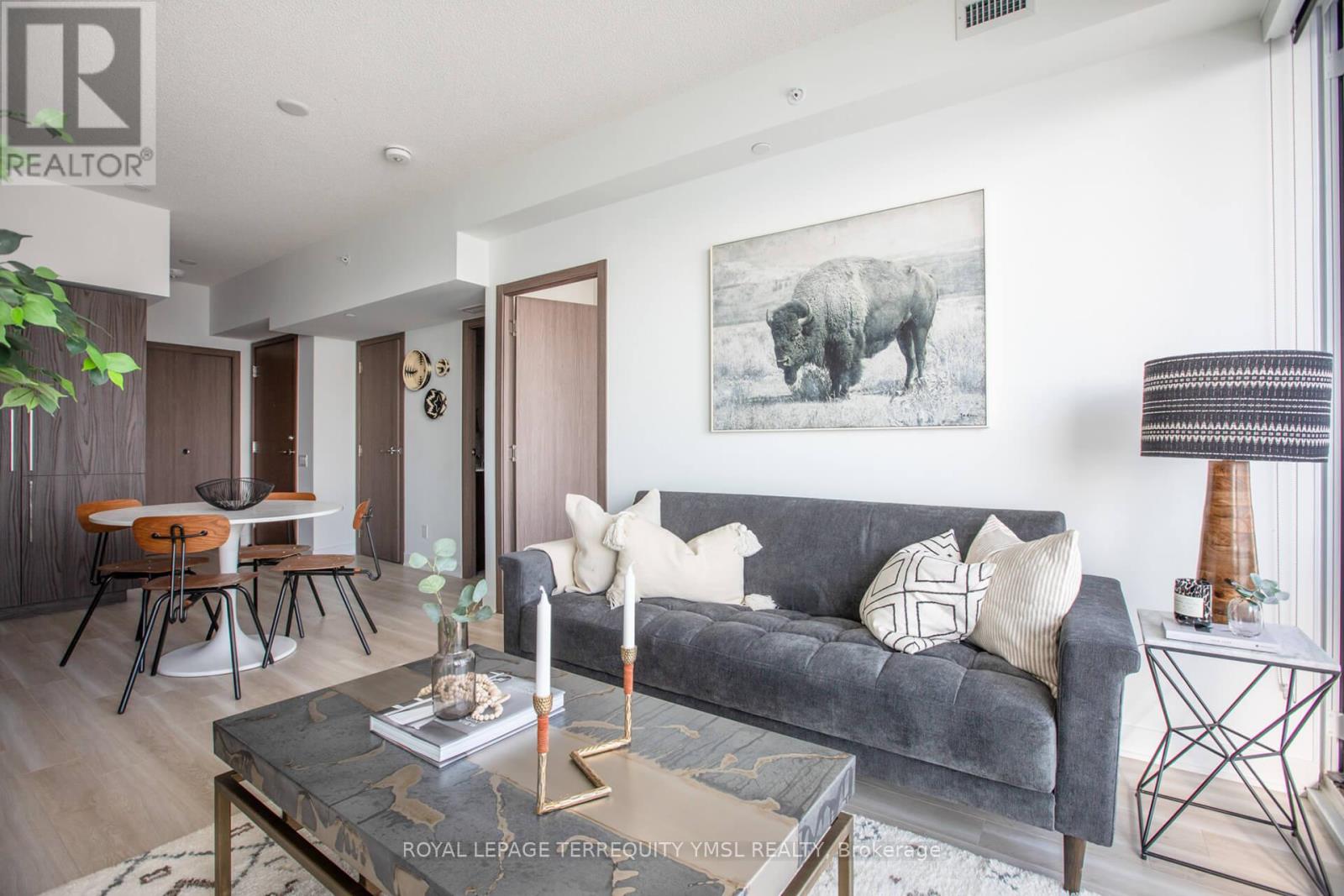 1711 - 17 Bathurst Street, Toronto, Ontario  M5V 0N1 - Photo 12 - C12995418