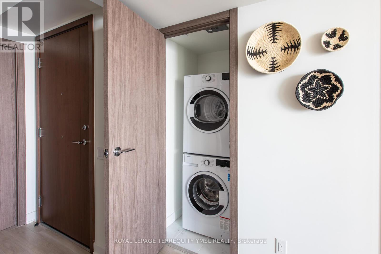 1711 - 17 Bathurst Street, Toronto, Ontario  M5V 0N1 - Photo 16 - C12995418