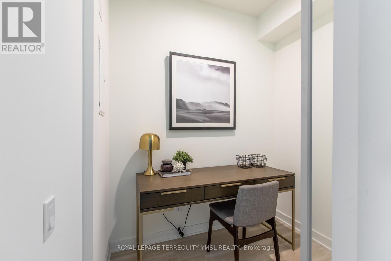 1711 - 17 Bathurst Street, Toronto, Ontario  M5V 0N1 - Photo 15 - C12995418