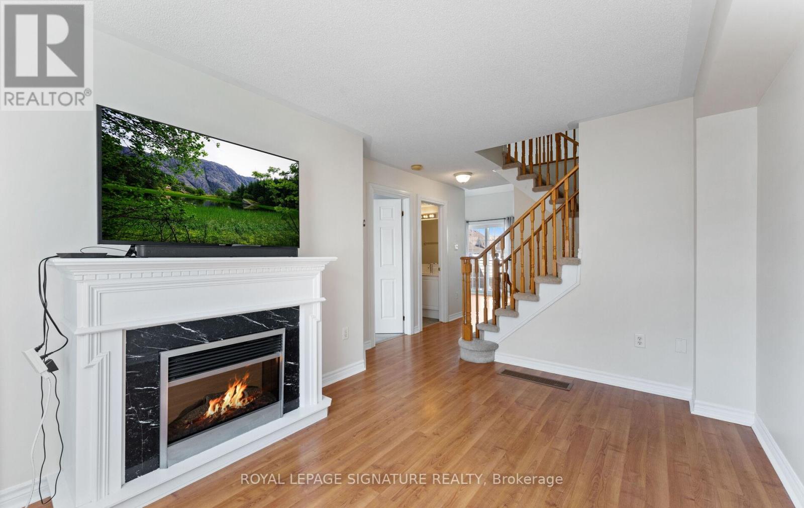 23 Yewtree Way, Whitby, Ontario  L1R 0C7 - Photo 11 - E12994682