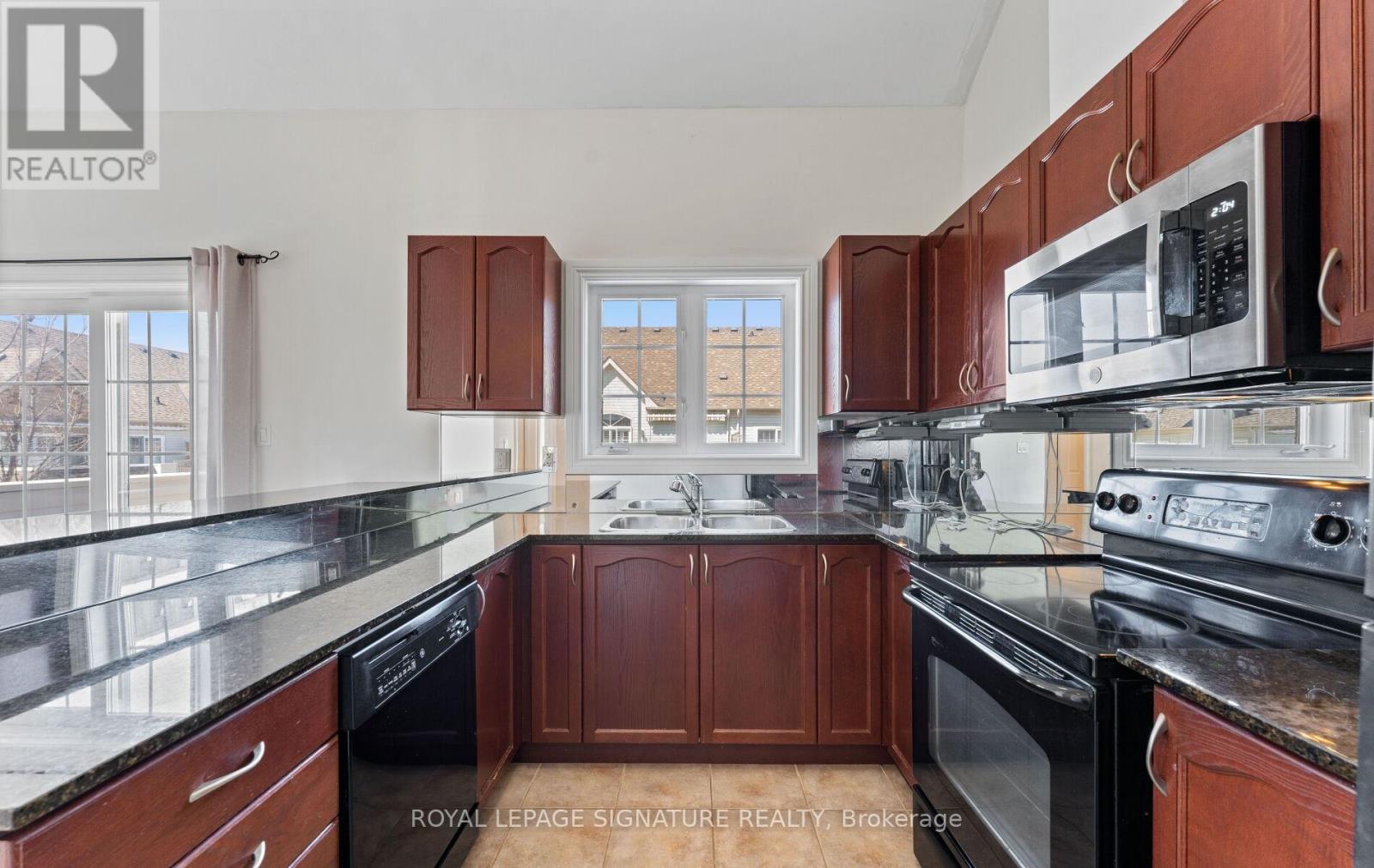 23 Yewtree Way, Whitby, Ontario  L1R 0C7 - Photo 15 - E12994682