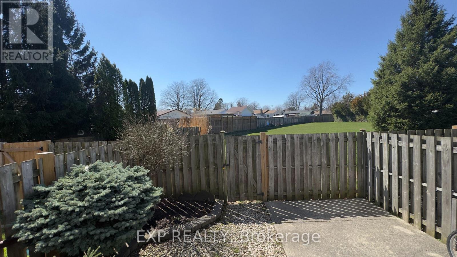 10 - 3322 Addison Avenue, Niagara Falls, Ontario L2J 3L1 - Photo 26 - X12910224