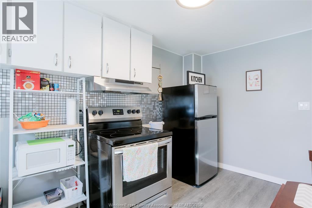 639 Watkins, Windsor, Ontario  N9C 2Y5 - Photo 10 - 26008185