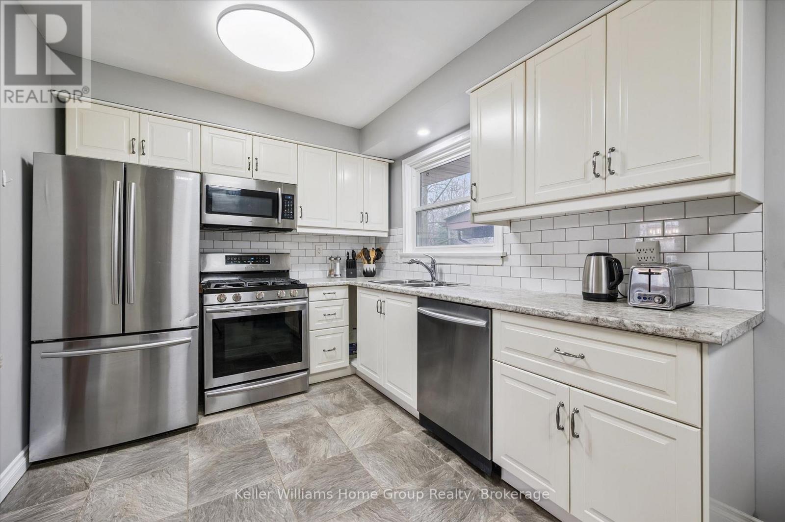 44 Meyer Drive, Guelph, Ontario  N1E 4H2 - Photo 12 - X13000176