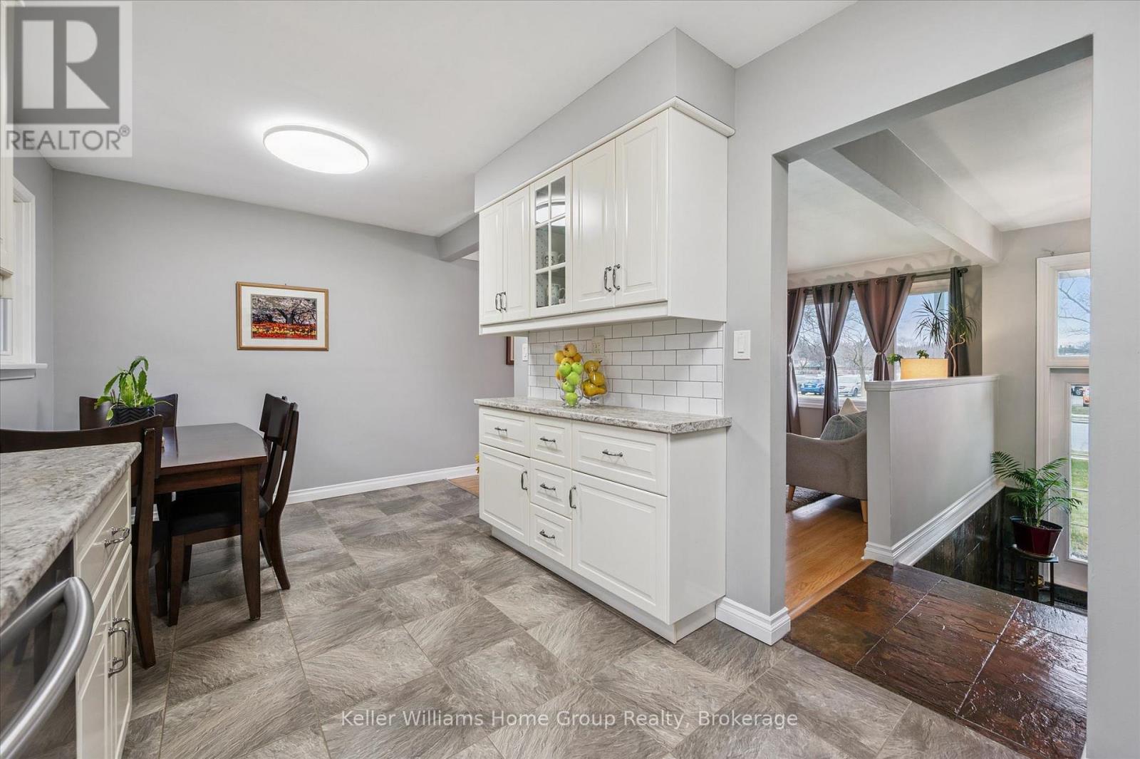 44 Meyer Drive, Guelph, Ontario  N1E 4H2 - Photo 14 - X13000176