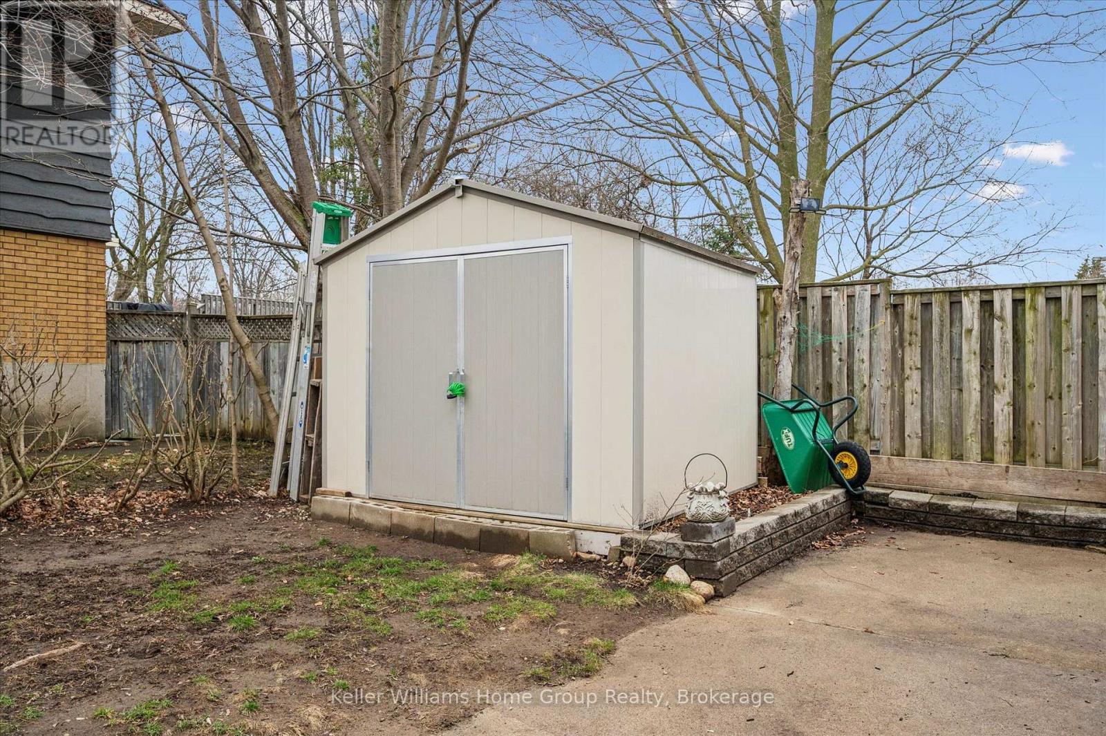 44 Meyer Drive, Guelph, Ontario  N1E 4H2 - Photo 36 - X13000176