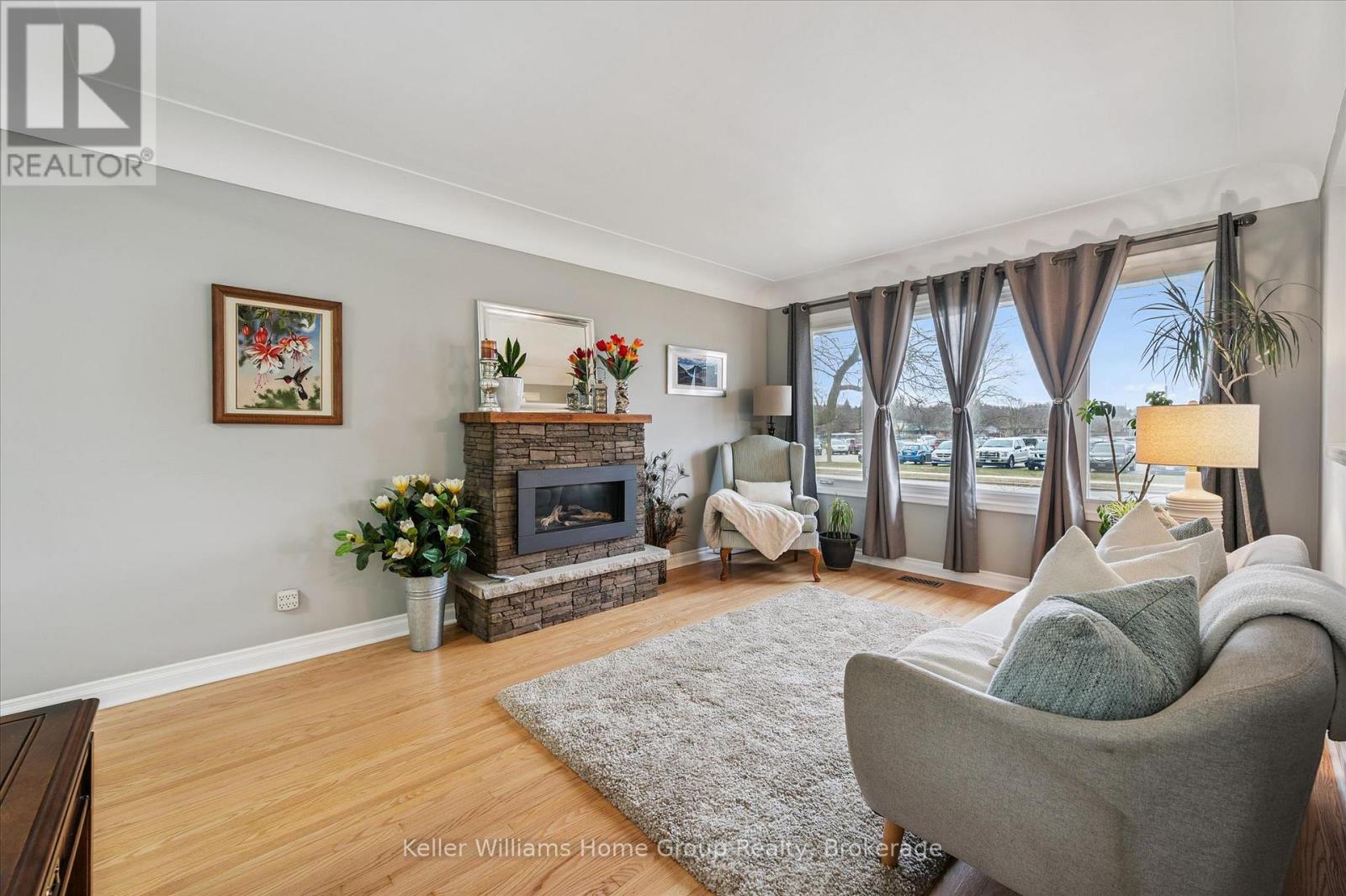 44 Meyer Drive, Guelph, Ontario  N1E 4H2 - Photo 9 - X13000176