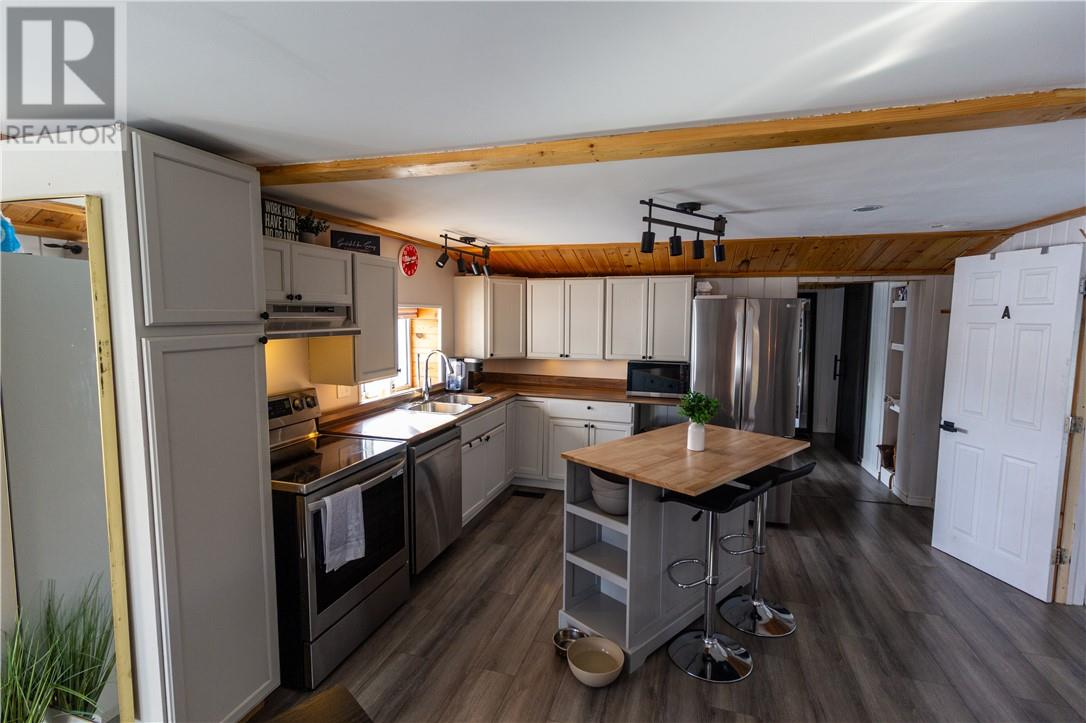 12 Ormsby, Capreol, Ontario  P0M 1H0 - Photo 5 - 2127147